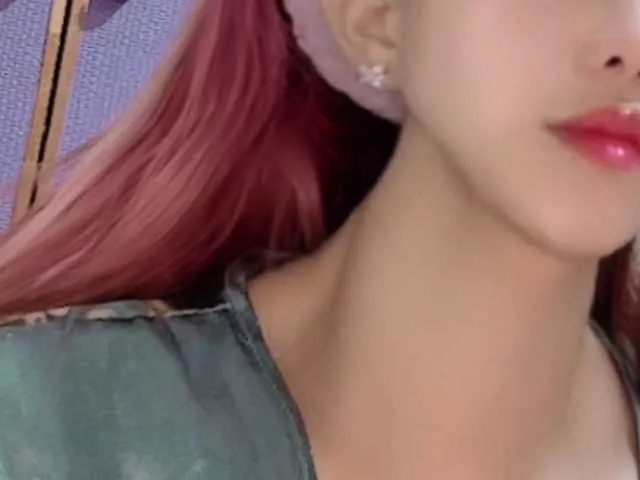 analickme99 on BongaCams 
