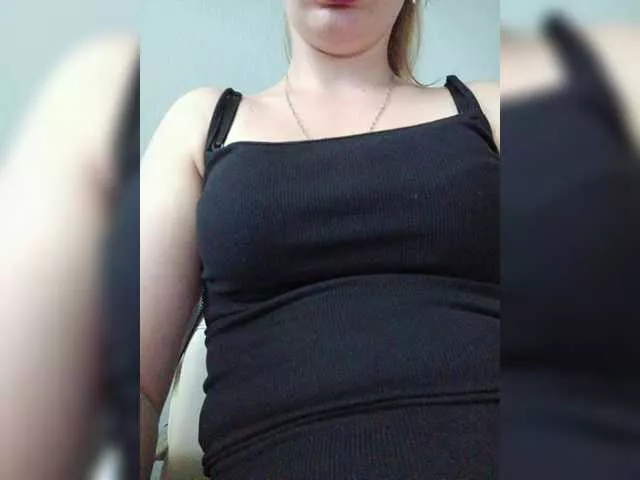 EmmiHot on BongaCams 