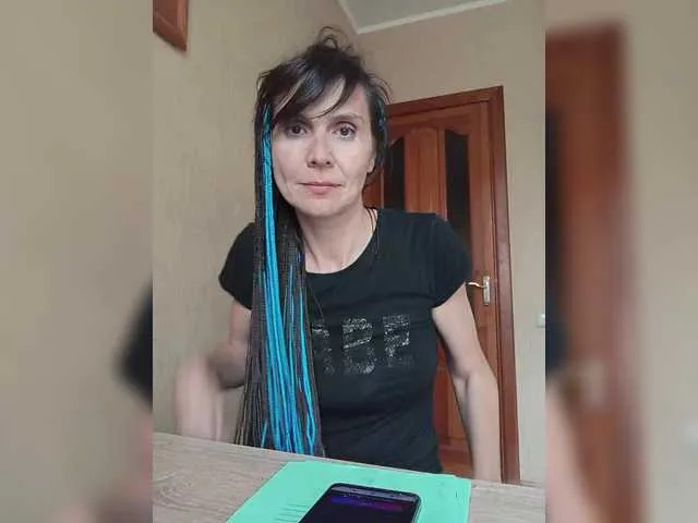 Hellenalonenochka on BongaCams 