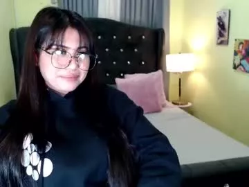 asias_hotkiara on Chaturbate 