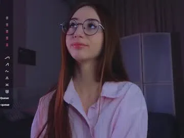 avrillemell — GOAL: oiled ass close to cam [42 tokens remaining] Hello! i'm Avril! I'm New Here! #18 #shy #teen #new #young
