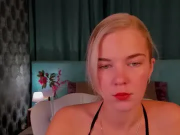 bella_stewartt — GOAL: Play with NIPPLES [43 tokens remaining] PVT OPEN! Hello! WOW! At the end of my stream, I want to do a CUM SHOW! #new #smalltits #skinny #18 #teen #blonde