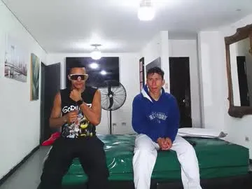 benz_boys — CrazyTicket: Show in progress. DENZELL FUCKED BY PHILLIP NOW!. Tip 99 tokens to see the show