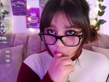 chaarlotte_1 on Chaturbate 