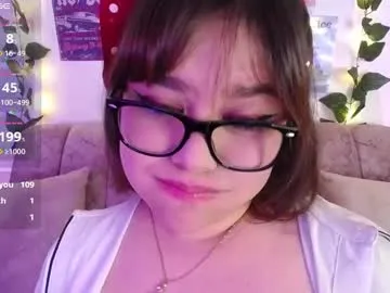 chaarlotte_1 on Chaturbate