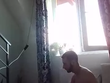 collegegymbro on Chaturbate 