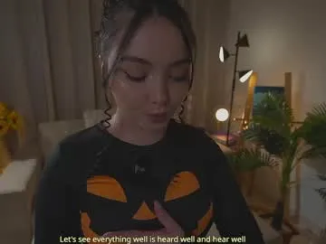 danii_xoxo —    ,      ,,4, - Goal: Show domi on my clit [97 tokens left] #bigass #18 #anal #tease #fuckmachine
