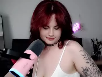 dellacrush_ on Chaturbate 