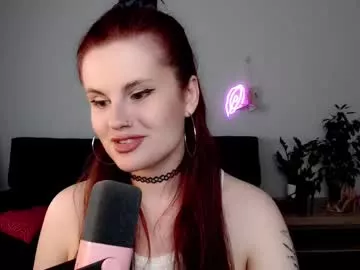 dellacrush_ on Chaturbate 