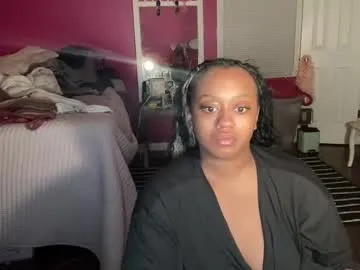 divinity001 — GOAL: Naked Twerk [452 tokens remaining] Welcome to my room! #bbw #twerk #natural #young #new