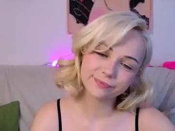 elenamonroee on Chaturbate 