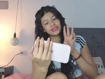 emma_blake__ on Chaturbate 