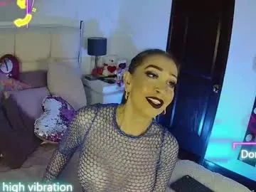 evelynagrey on Chaturbate 