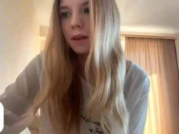georgietiogangco — Goal : shorts halfway down ^^ I'm Chloe (Private shows day ^^) #new #shy #petite #teen #18 [364 tokens remaining]