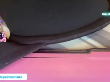 giaavalentinee on Chaturbate 