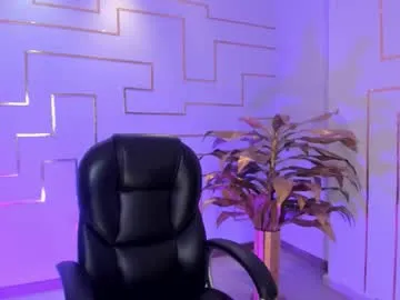 hannahjamesx on Chaturbate 