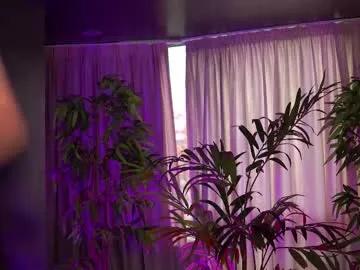 hotbustybabex — Can you choose between my pussy or my tits? My favorite ones 22 44 99 222  - Multi Goal: Big boobs in your face [76 tokens left] #bigboobs #skinny #bigass #tattoos #halloween