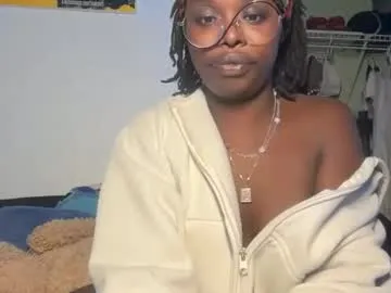 kinkycoupleinteracial on Chaturbate 