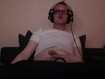 mcmike_es on Chaturbate 