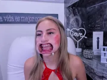 miss_rhenna on Chaturbate 