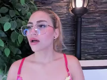 miss_rhenna on Chaturbate 