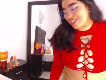 molly_curvyhot on Chaturbate 