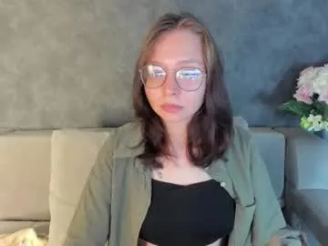 noora_moore on Chaturbate 