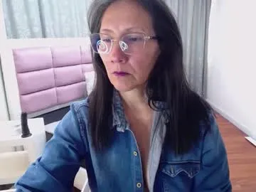 oriana_jhonson — GOAL: Bring your butt to me [10 tokens remaining] Hello, I love the company, let's have fun  #bigboobs #milf #mature #bigass #squirt