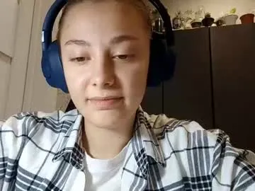 rosannacreamer — GOAL - stand up / its my first day here : D / #new #18 #young #cute #shy [23 tokens remaining]