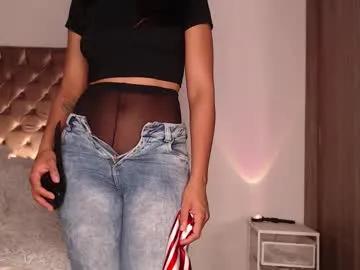 rouss_henao — Hello guys im Your PANTYHOSE Queen #latex #squirt #jeans  #pantyhose #leather