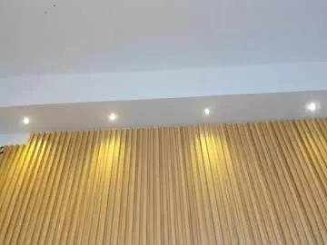 saracorraless on Chaturbate 