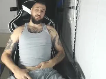swoozy_ — Jerk off [559 tokens remaining]