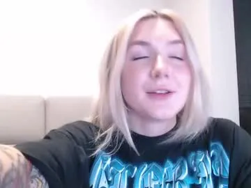 tattoobbgirl — 'Win-a-Ticket' says: Hidden Cam show in progress. Tip 999999999999 tokens to see the show.  Type /cmds to see all commands.