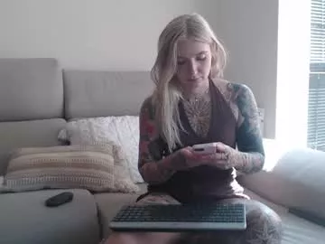 tattoobbgirl on Chaturbate 