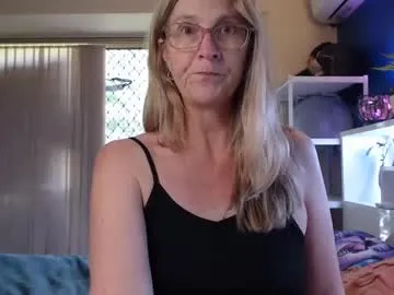 total_aussie_milfs on Chaturbate 