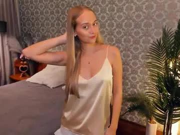 vellaford — GOAL: I'll show you my beautiful eyes <3 [27 tokens remaining] Hello, Im Eva<3 im new here please help me collect 20 thumbs up #18 #new #blonde #teen #skinny