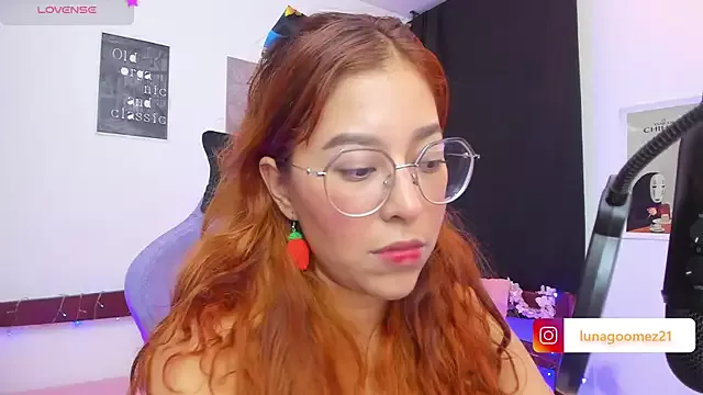 _Moon_Johnson on StripChat 
