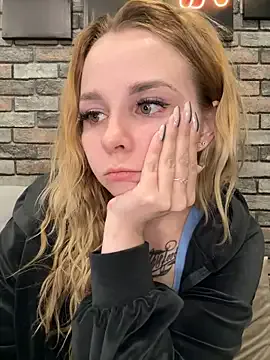 _YourAnnie_ — Show boobs