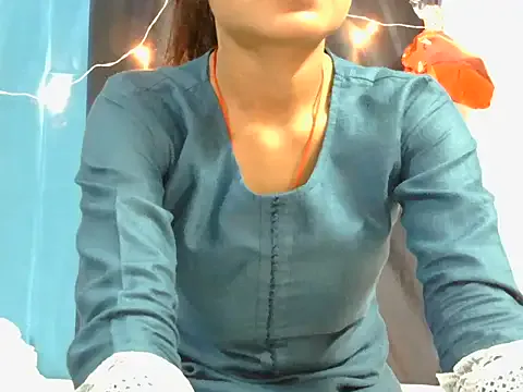 Aarti_misty71 on StripChat 