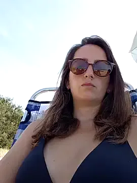 Alexvit2616 — Fingers pussy at the beach