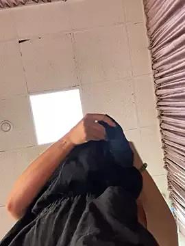 AllaTousNew on StripChat 