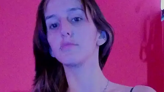 Ambar_Roux_ on StripChat 