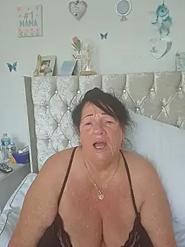 Angeldelightt — BOUNCE MY TITS 