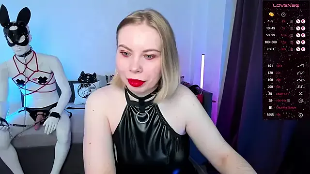 Anna_Maxwell on StripChat 