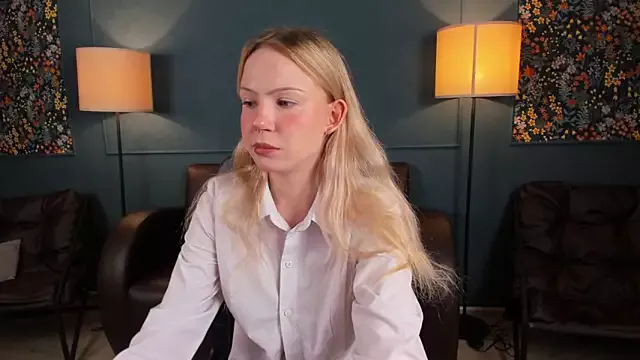 AnnAbbey on StripChat 