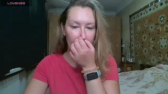 AnnaXLovers on StripChat 