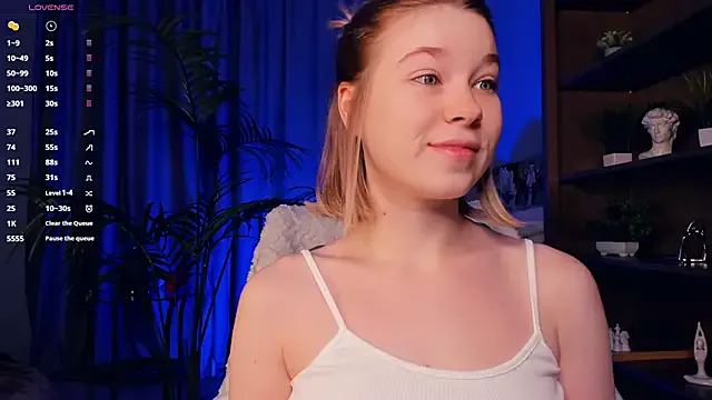 AriaraNoir — massage my breast