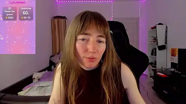 bekkawell on StripChat 