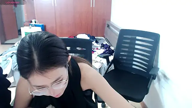 blackrose_521 — Group on StripChat