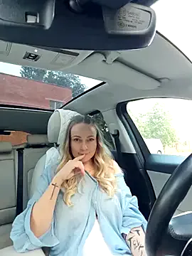 Bondgirl_013 — Group on StripChat